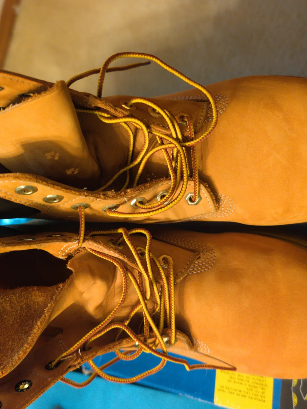 Timberland Men’s Classic! WORN ONCE- LOOK AT THE BOTTOMS